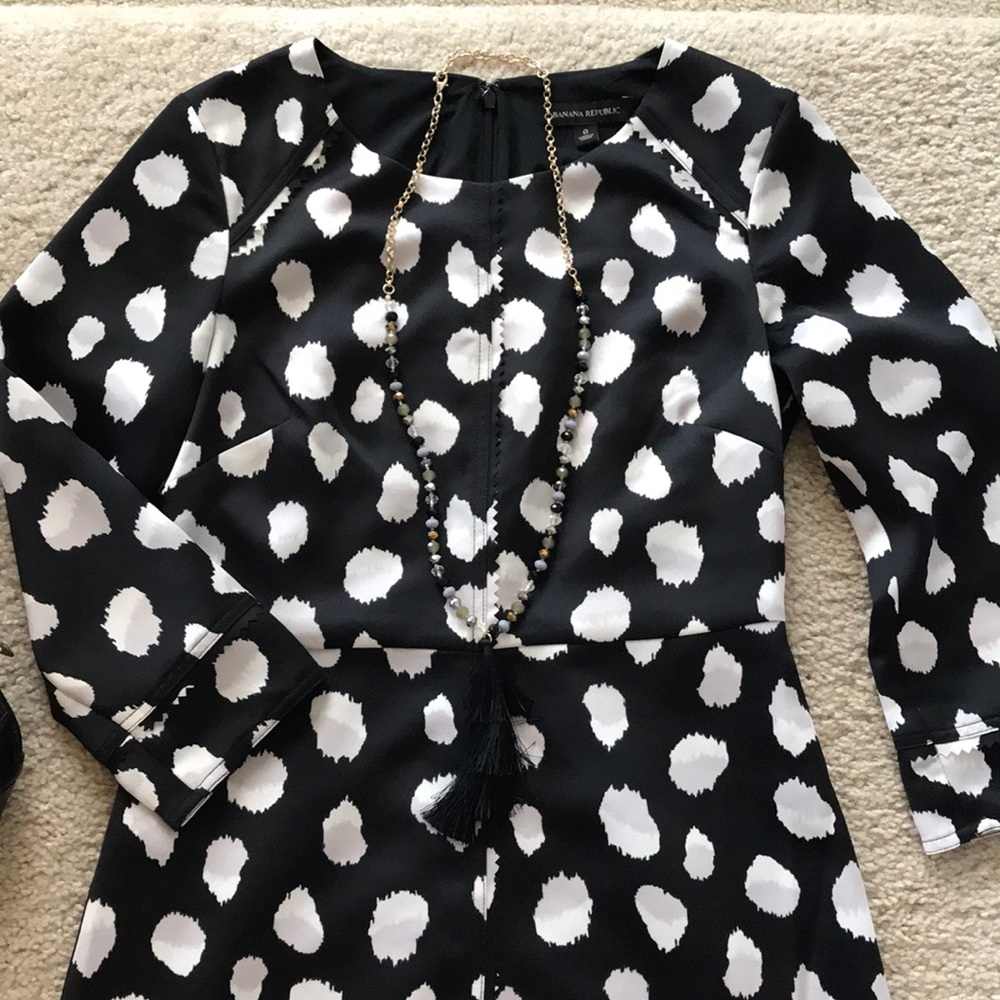 Banana Republic Spotted 3/4 Sleeve Dress - Picture 4 of 7